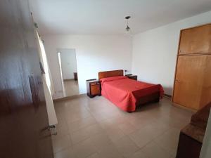 Cerca de todo, comodidad, espacio y luz natural