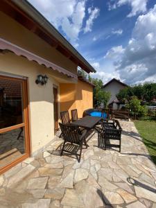 Ferienhaus am Waldrand Village Holiday home
