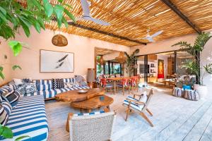 Villa Loca - Brand new 3bdrs bohemian style - Bingin