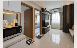 Corner High floor 2BR apartment Batam