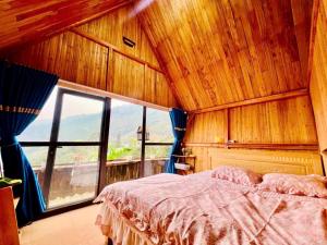 Hoa Núi 2 Homestay Tà Xùa