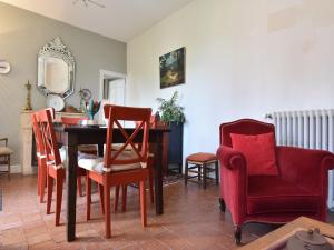 Holiday Home near Paris with Garden