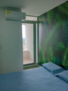 Live in the Heights Fresh and Bright Apartment