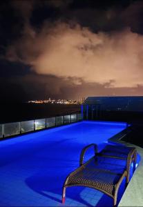 Apt 2 quartos na Beira Mar na praia de Intermares 110