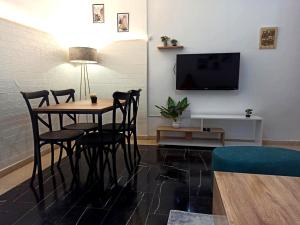 Wahat Serenity S1 Appart équipé avec parking privé & wifi entre Tunis et La Marsa