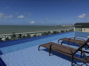 Flat maravilhosa vista beira mar de Intermares 605
