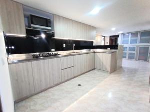 Quedate a un paso de lo mejor de Cali