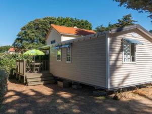 Campings Mobil home spacieux 6 pers, terrasse - API-1-52-507 : Mobile Home