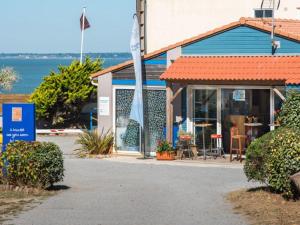 Campings Mobil home spacieux 6 pers, terrasse - API-1-52-507 : photos des chambres