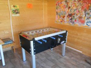 Campings Chalet confortable pour 2 avec terrasse a Gurmencon - API-1-52-336 : photos des chambres