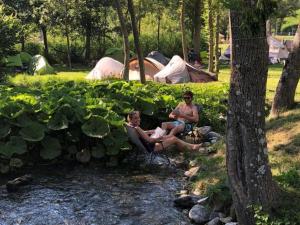 Mobil-home 3 chambres avec terrasse à Valbonnais - API-1-52-473