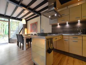 Holiday Home in Stramproy near Nature