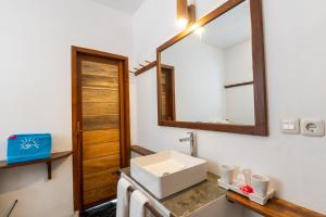 Coral Eye Boutique Resort and Marine Outpost