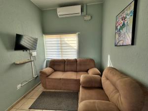 Sweet Home - Seguridad, Piscinas, Parques y Paz