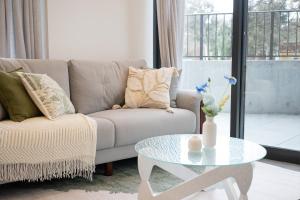 Sunny Lyneham Stay, Courtyard, Gym n Parking