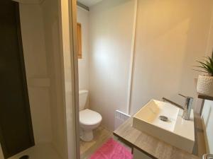 Chalet confortable avec terrasse pour 2 personnes - API-1-52-559