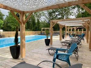 Chalet confortable avec terrasse pour 2 personnes - API-1-52-559