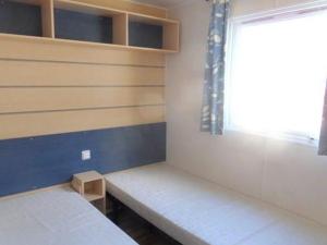 Mobil home avec Terrasse à Mialet - 6 personnes - API-1-52-510