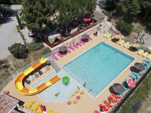 Chalet confortable avec terrasse pour 2 personnes - API-1-52-511