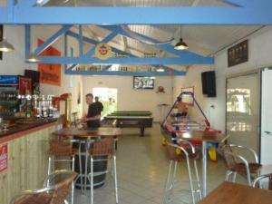 Campings Chalet 6 pers avec Terrasse a Badefols-sur-Dordogne - API-1-52-584 : photos des chambres