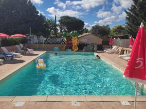Campings Gite Prestige 3 Chambres avec Terrasse a Anduze - API-1-52-540 : photos des chambres