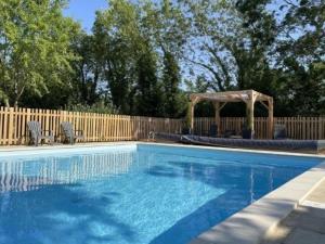 Campings Chalet spacieux avec terrasse pour 7 personnes - API-1-52-660 : photos des chambres
