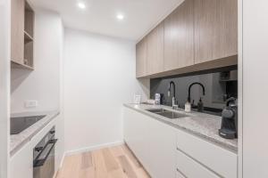 Tranquil 2 Bed Oasis in Canberra CBD with Netflix