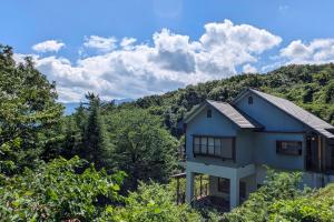 -Blue Tree- 巨大すべり台と岩風呂と太鼓の達人とBBQ楽しむ遊園地目の前の欲張り別荘