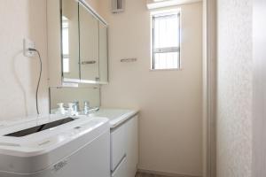 Detached house in Oshima 4chome, one train ride to Shinjuku 大島4丁目