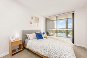 Dickson Stylish 2BR Retreat w Views n Parking