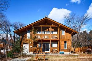 -Light House- 那須中心エリアの道の駅から徒歩圏内で那須塩原駅からバスでも行ける完全プライベート貸切ログハウス