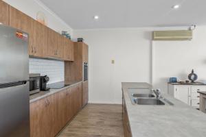 The Foreshore Apartment - BYO Linen