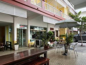 Excel Hotel Bangkok former Sri Krungthep Hotel