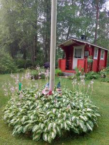 Idyllinen mökki Laitilassa