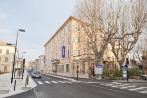 Hotels HOTEL KYRIAD ORANGE Centre A7-A9 - 3 etoiles - HOTEL DES PRINCES : photos des chambres