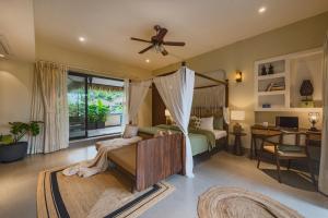 SaffronStays Frangipani