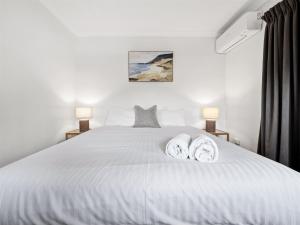 Estelle Studio - NEW Listing