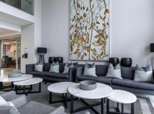 Modern Studio in Menlyn Maine