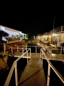 3199 Cafe Latya & Bed