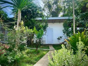 3199 Cafe Latya & Bed