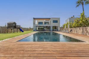 Casa Joan Only Familes con Piscina Privada - 4hvězdičkové hotely ve městě Llubí