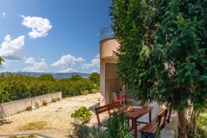 Peaceful Retreat Apartments with Terrace