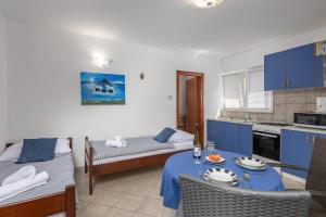 Peaceful Retreat Apartments with Terrace