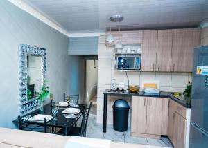 Terry’s Cozy cottage