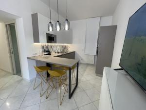 Subile Empedocle Apartment