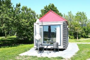 Tiny Cottage op Camping