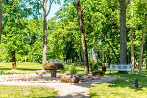 Taujėnų dvaro rūmai