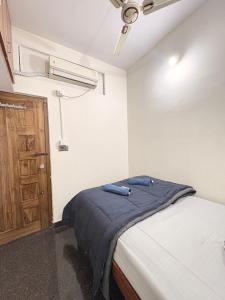 Kamadhenu Homestay, Comapact 2BHK OPP Mysore zoo, A