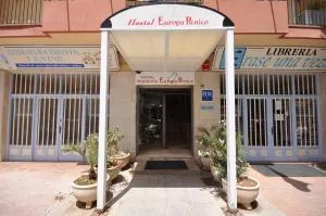 Hostal Residencia Europa Punico - 米乔尔海滩