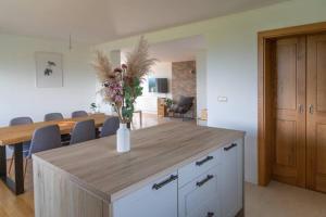 Apartment9B with amazing view